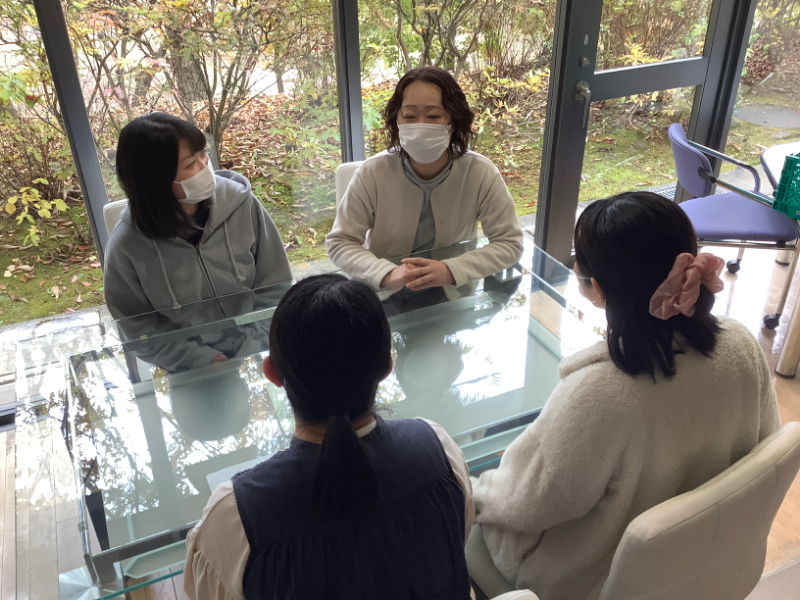 インタビューの様子③